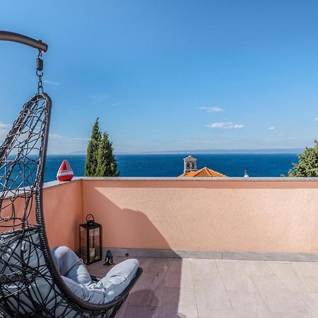 Nice Apartment In Stara Baska With Kitchen Kültér fotó